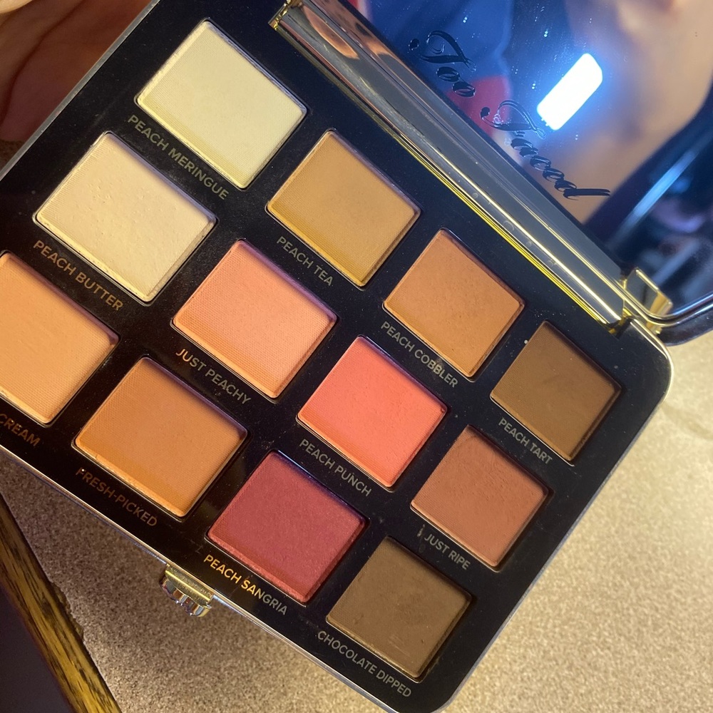 too faced peach palette